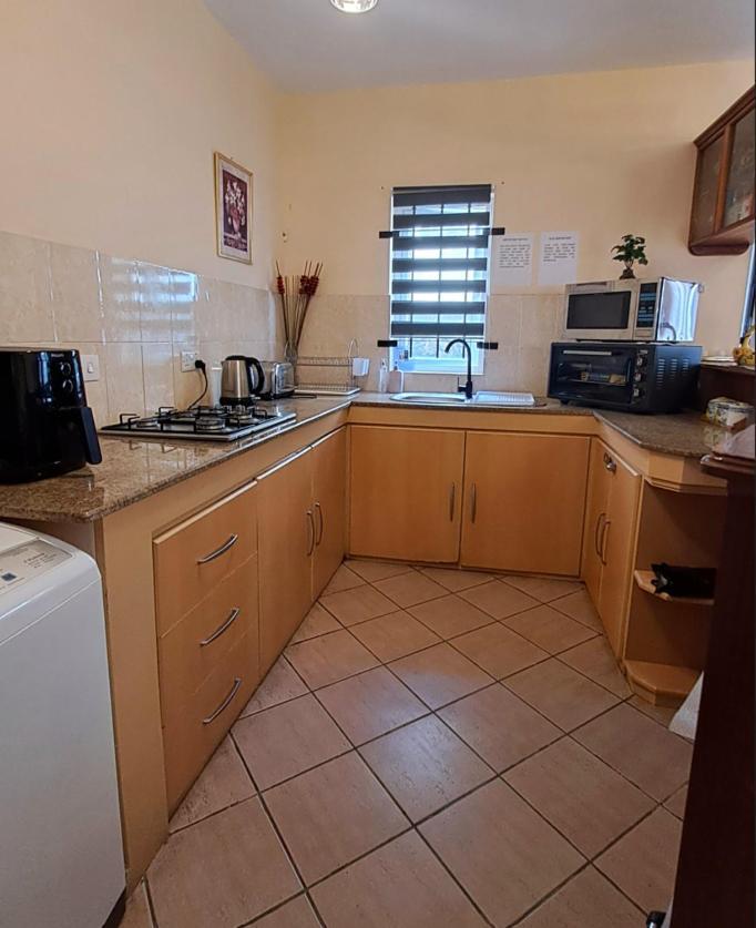 Sunshine Luxurious Villa:4 Mins Walk From Beach Flic-en-Flacq Dış mekan fotoğraf