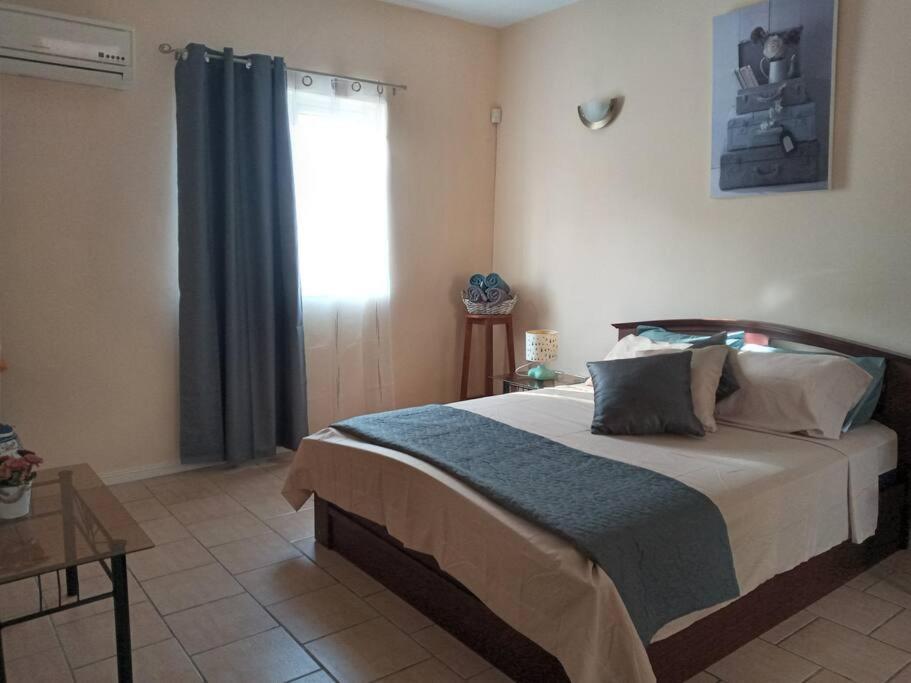 Sunshine Luxurious Villa:4 Mins Walk From Beach Flic-en-Flacq Dış mekan fotoğraf