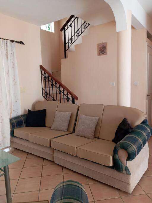 Sunshine Luxurious Villa:4 Mins Walk From Beach Flic-en-Flacq Dış mekan fotoğraf